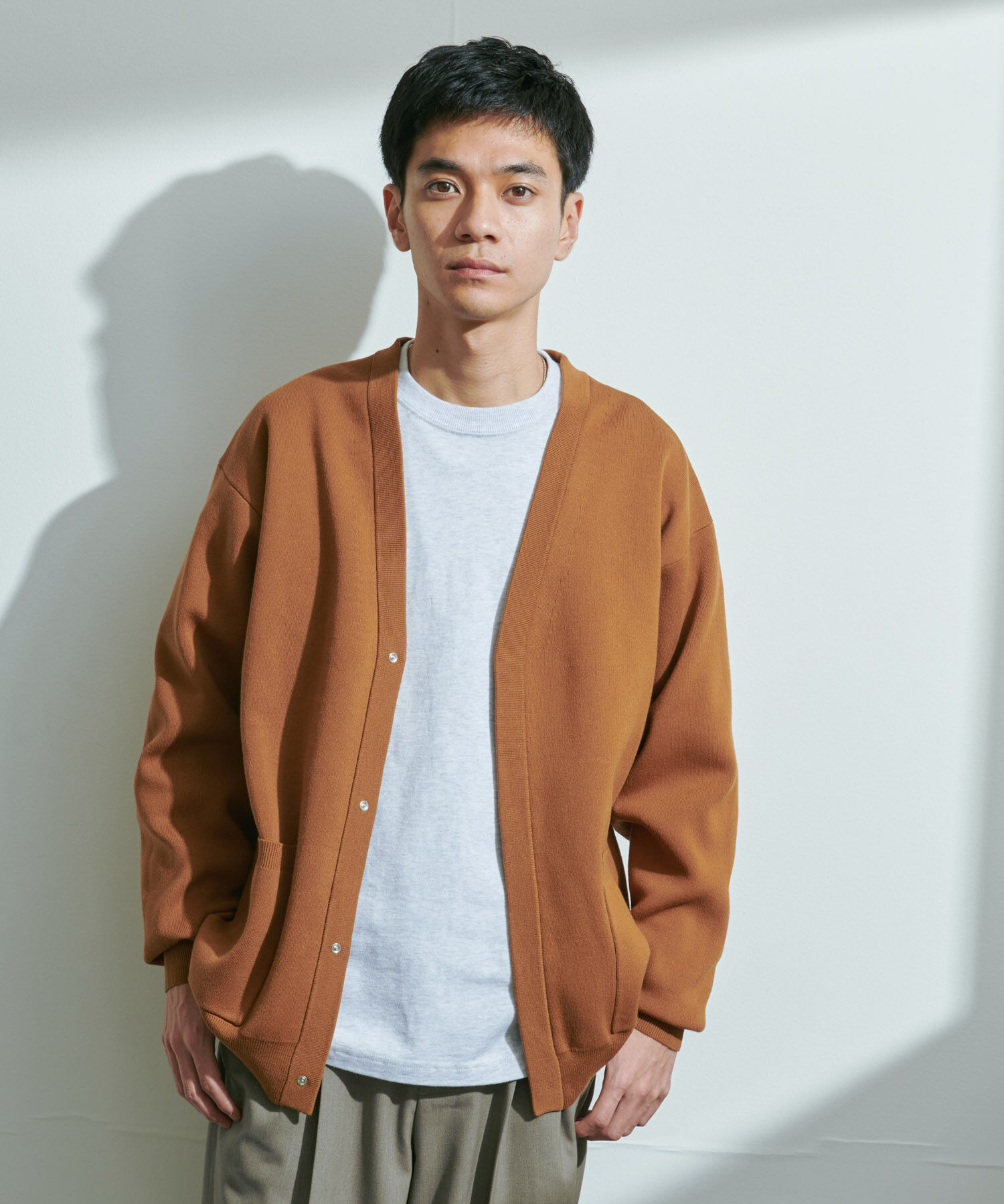URBAN RESEARCH DOORS「『UR TECH Renew Knit』Vネックカーディガン」|カーディガン|