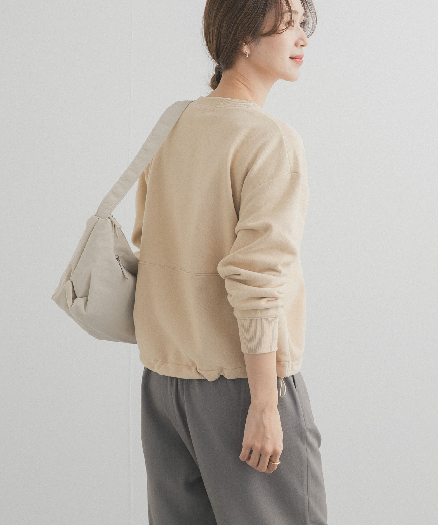 URBAN RESEARCH DOORS「コットンスウェットヘムドロストプルオーバー」|スウェット・ジャージ|