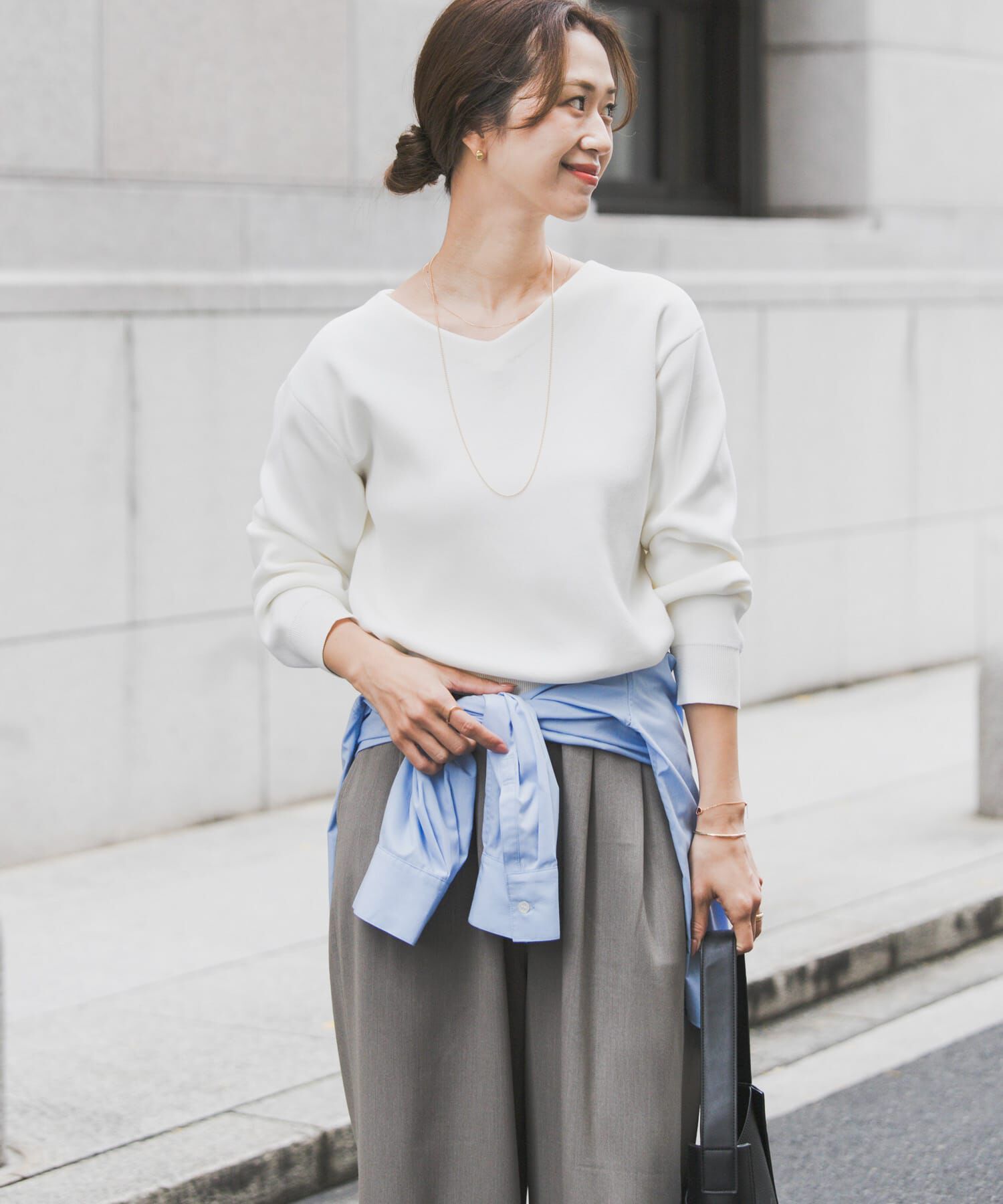 URBAN RESEARCH DOORS「『UR TECH Renew Knit』Vネックプルオーバー」|ニット・セーター|