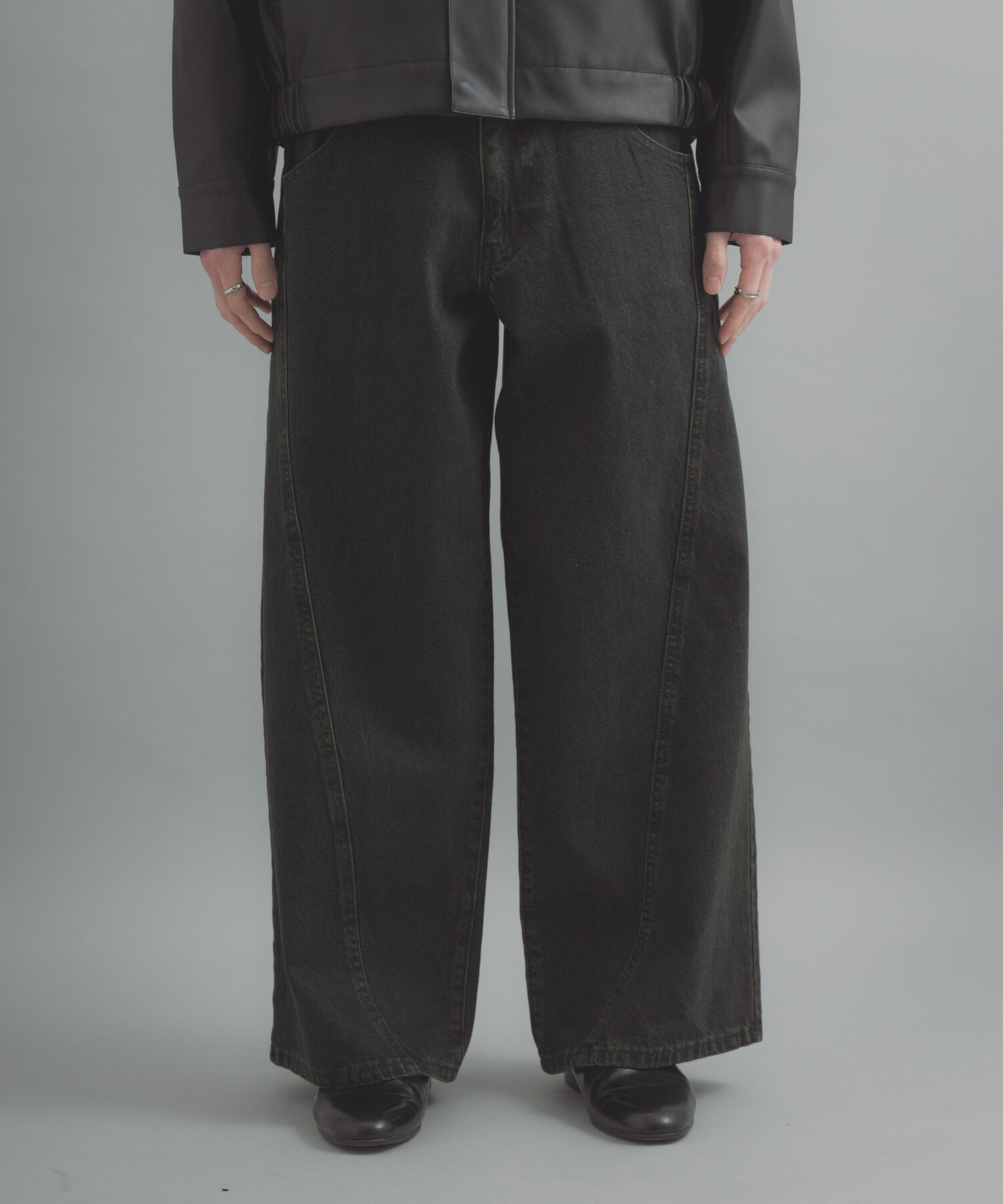 SENSE OF PLACE by URBAN RESEARCH「ケミカルバギーワイドデニムパンツ」|デニム|
