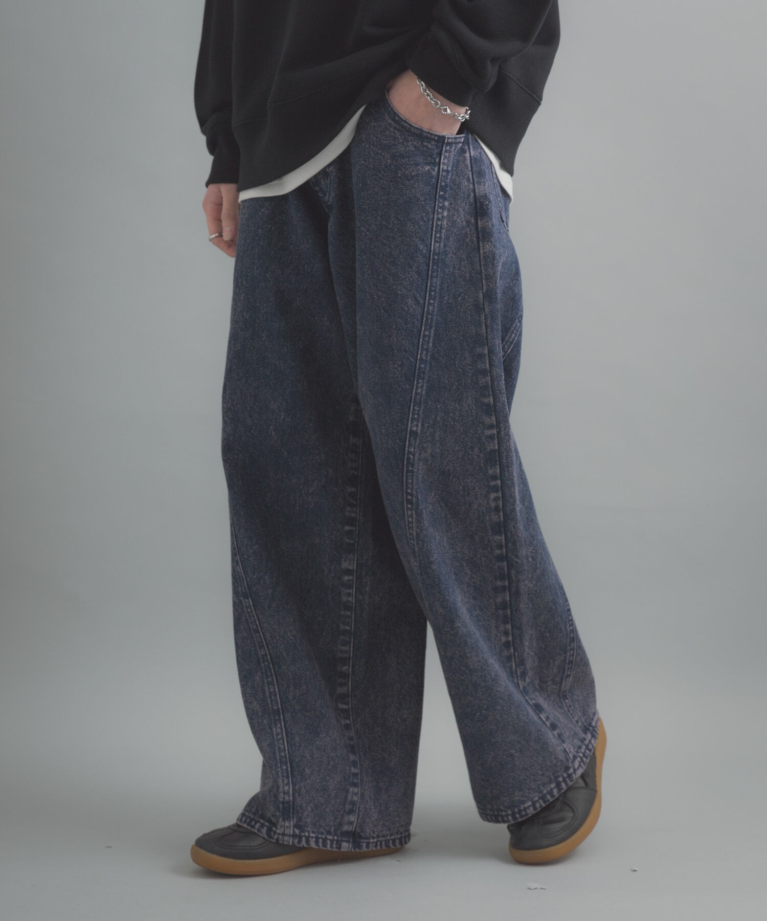 SENSE OF PLACE by URBAN RESEARCH「ケミカルバギーワイドデニムパンツ」|デニム|