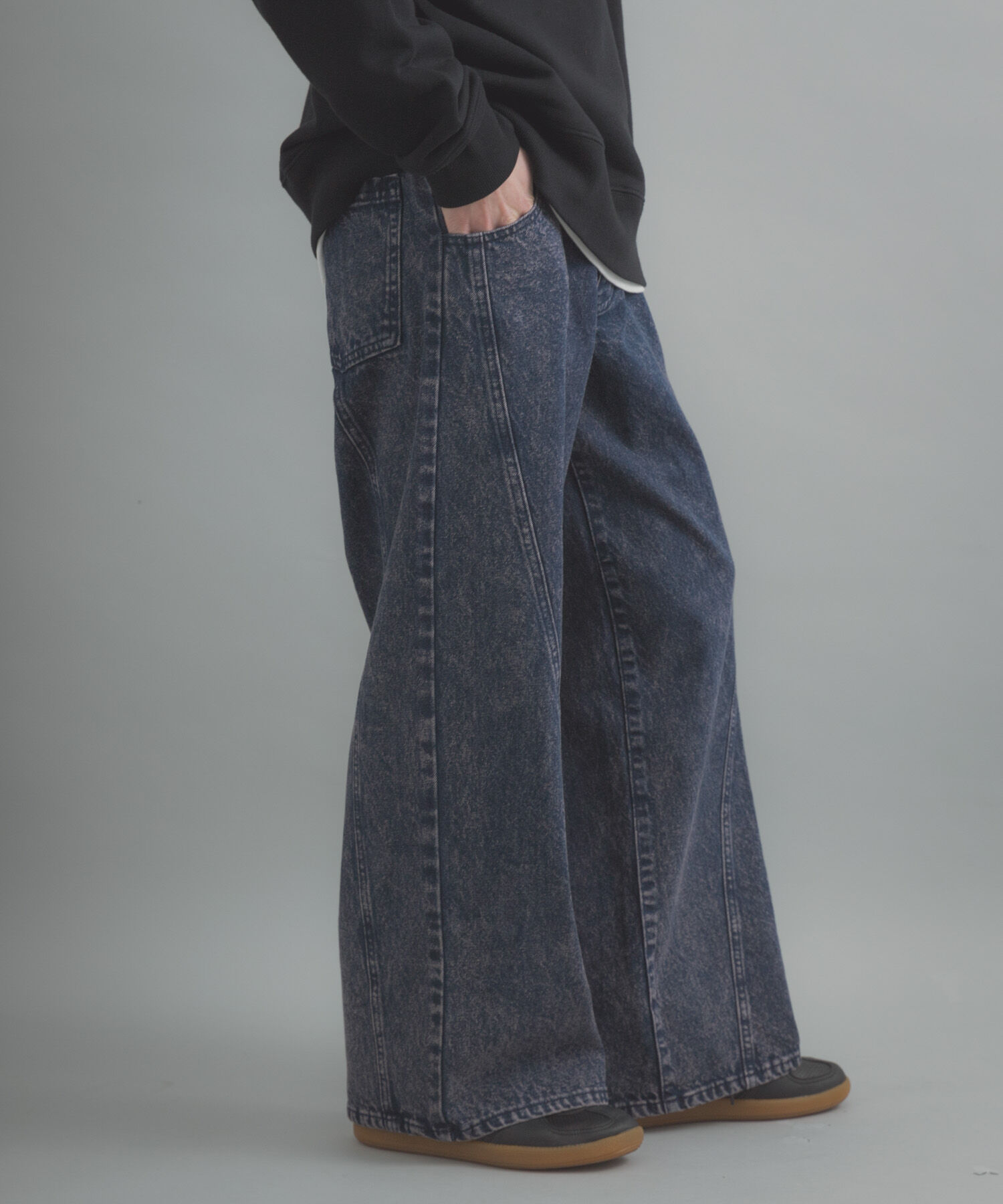 SENSE OF PLACE by URBAN RESEARCH「ケミカルバギーワイドデニムパンツ」|デニム|