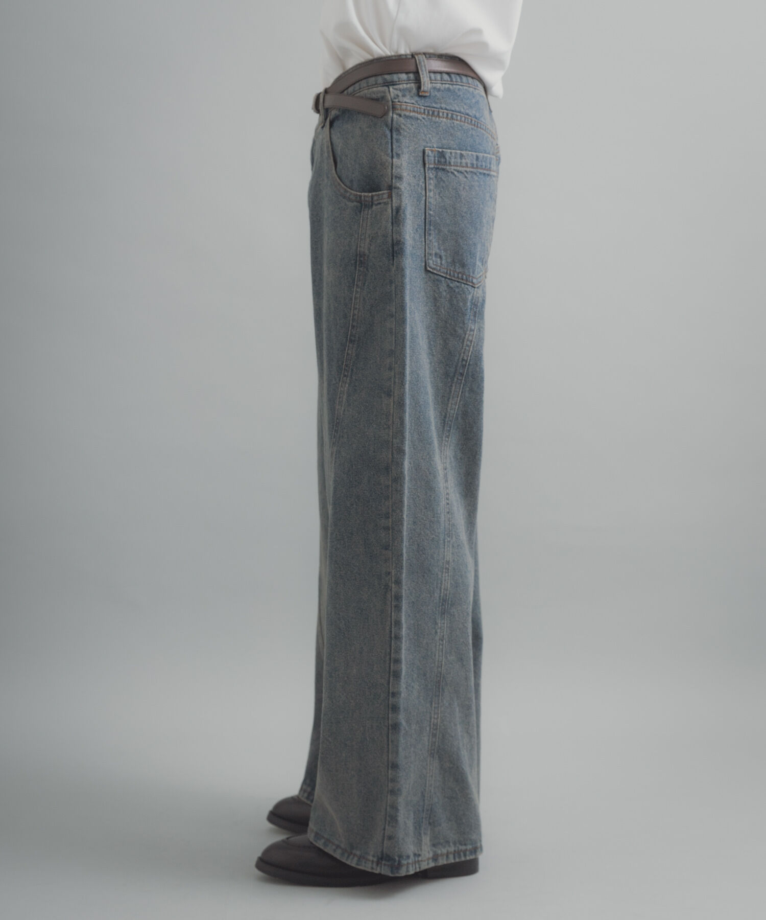 SENSE OF PLACE by URBAN RESEARCH「ケミカルバギーワイドデニムパンツ」|デニム|