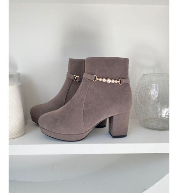 MAJESTICLEGON「取り外しできるパールブーツ」|ショートブーツ|