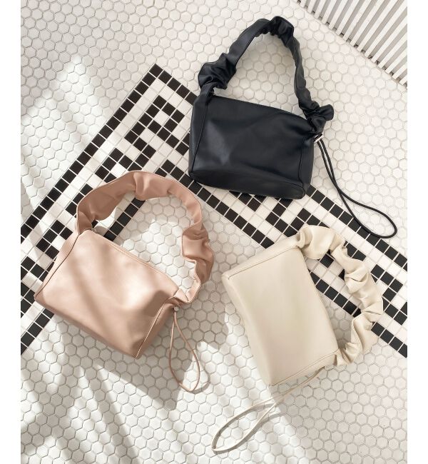 MAJESTICLEGON「ギャザーハンドルスクエアバッグ」|ショルダー・メッセンジャー|