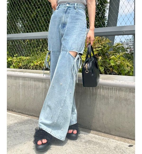 MAJESTICLEGON「サイドスリットビジューデニムパンツ」|デニム|