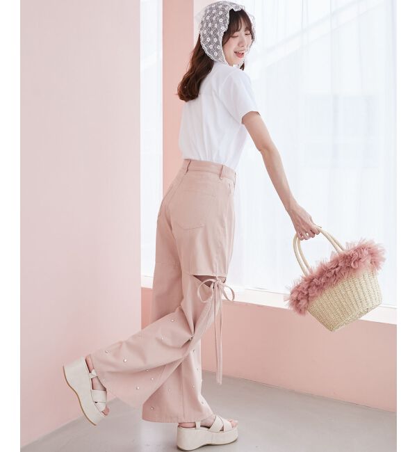 MAJESTICLEGON「サイドスリットビジューデニムパンツ」|デニム|