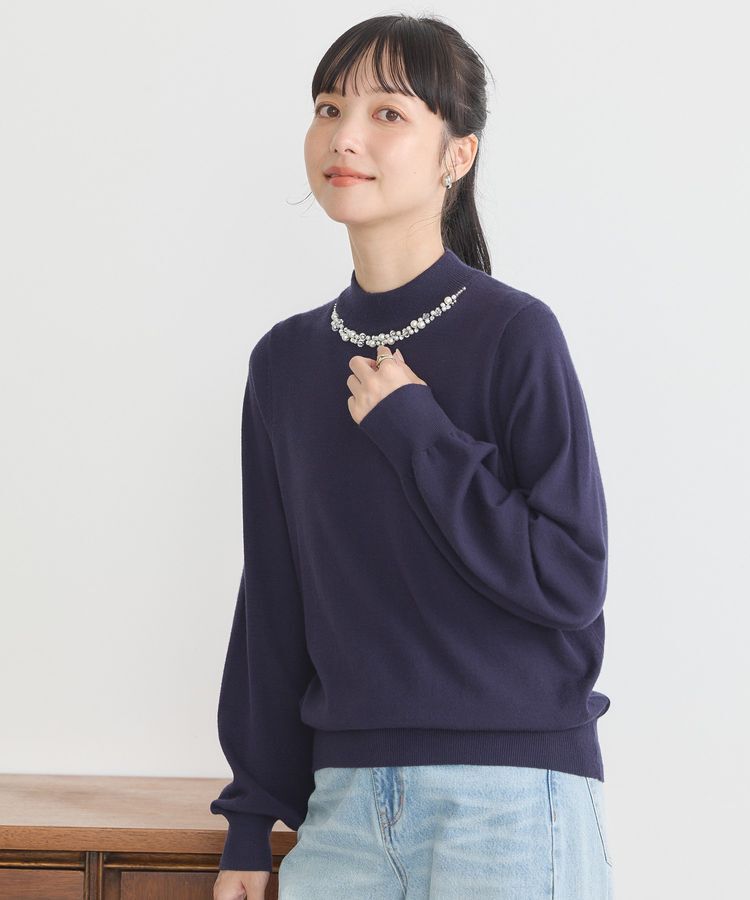 earth music&ecology「パール&ビジューハイネックプルオーバー」|ニット・セーター|Navy