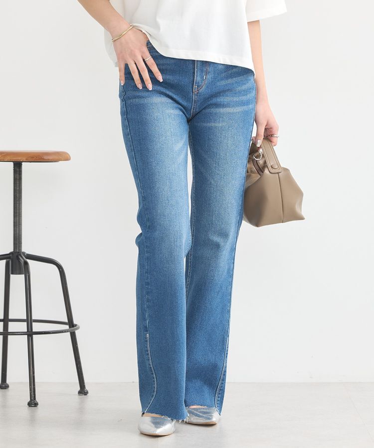 earth music&ecology「セルフカットフレアデニムパンツ」|デニム|