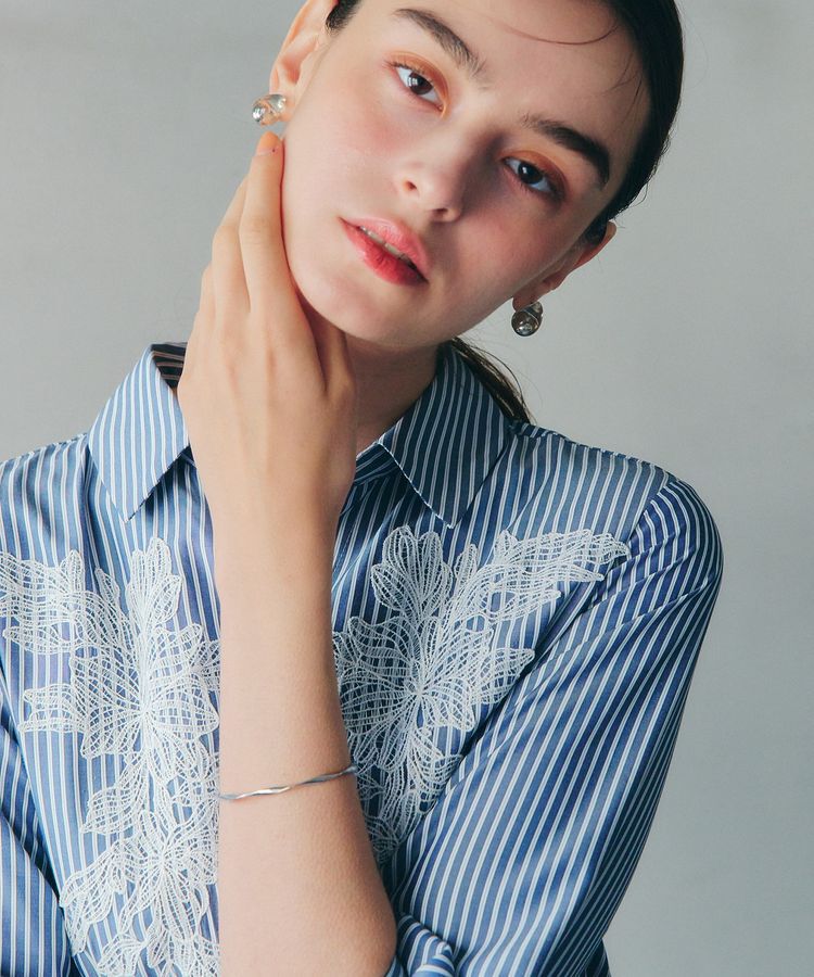 YECCA VECCA「ツイストバングル」|ブレスレット・バングル|