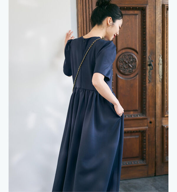 ur's「【yukiさんコラボアイテム】ボンディングパフスリーブギャザーフレアワンピース」|ワンピース|