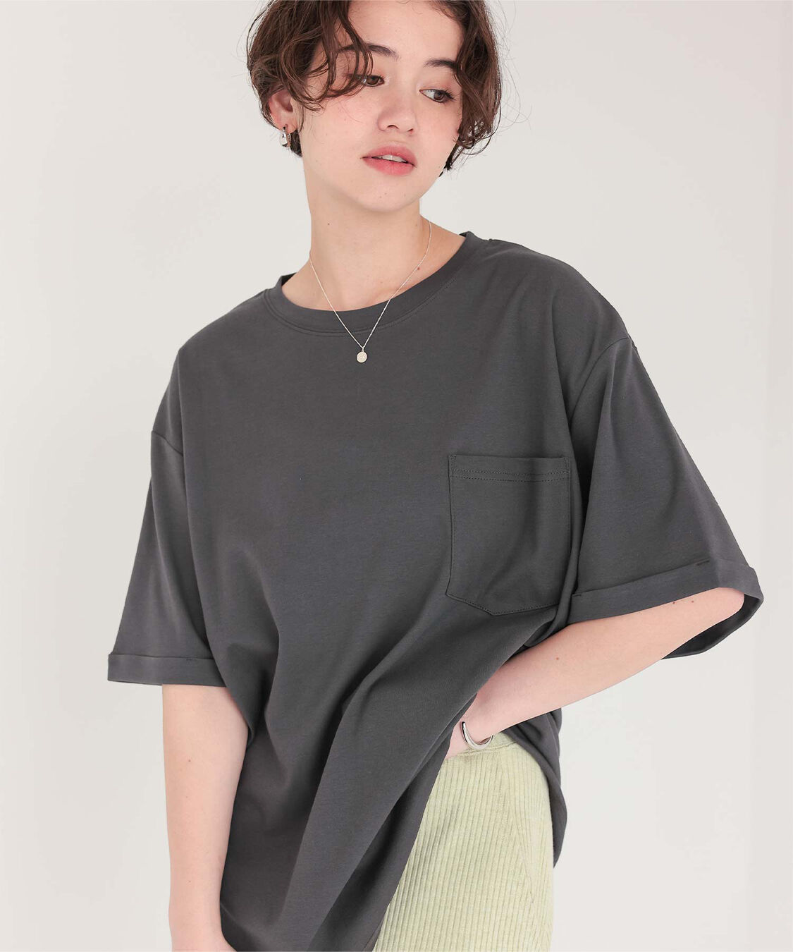 titivate「汗染み防止ポケットTシャツ」|Tシャツ・カットソー|チャコール