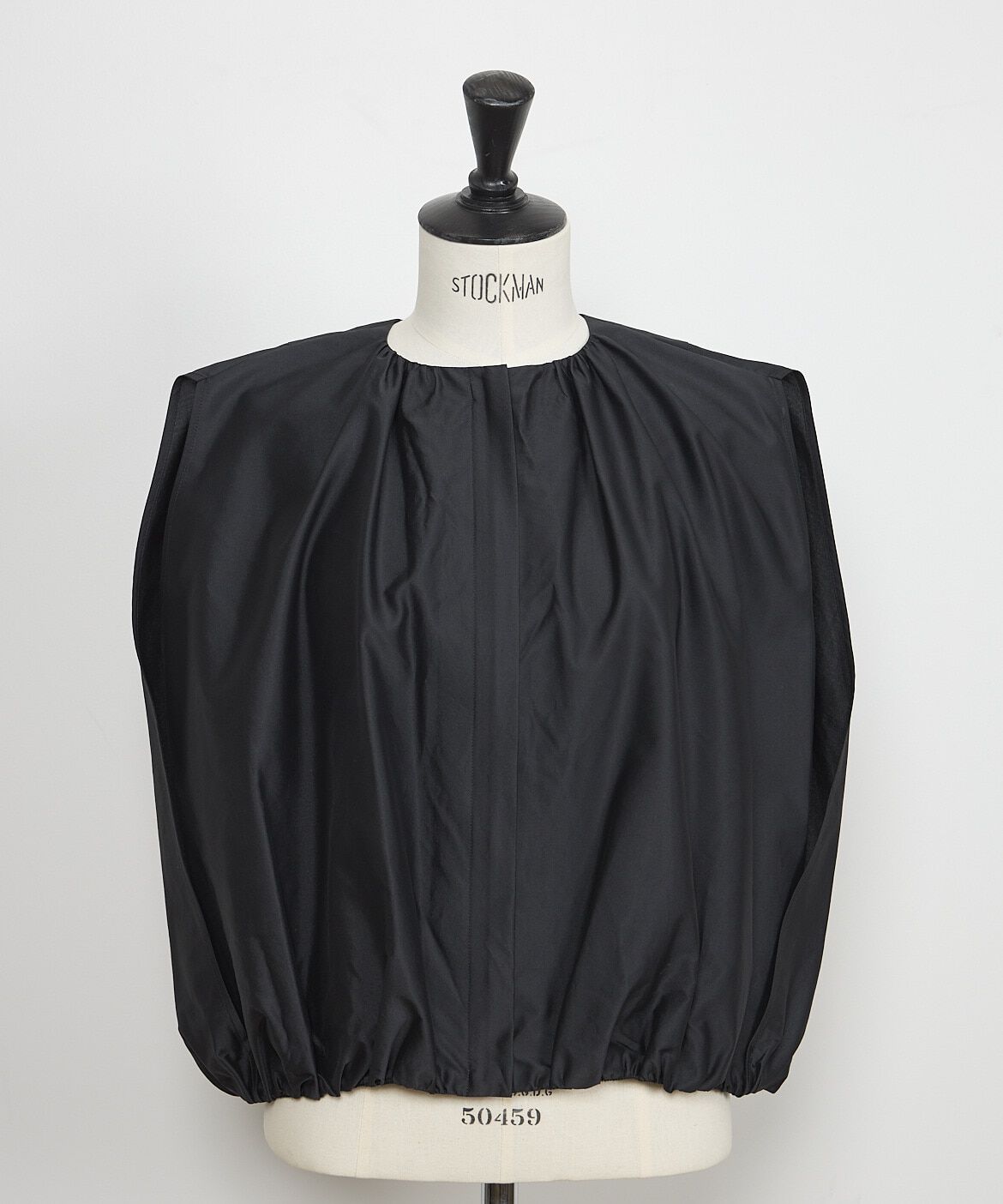 INED「ケープジレブルゾン《la veille by SUPERIOR CLOSET》」|ダウンベスト・ベスト|