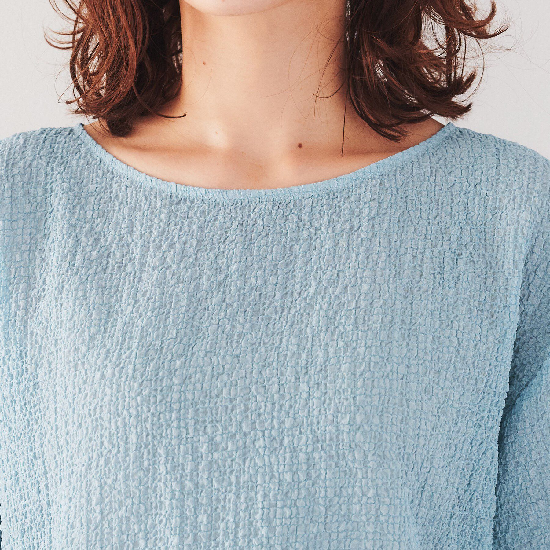 UNTITLED「【シアー/ストレッチ/凹凸素材】バンピー袖コンシャスブラウス」|シャツ・ブラウス|