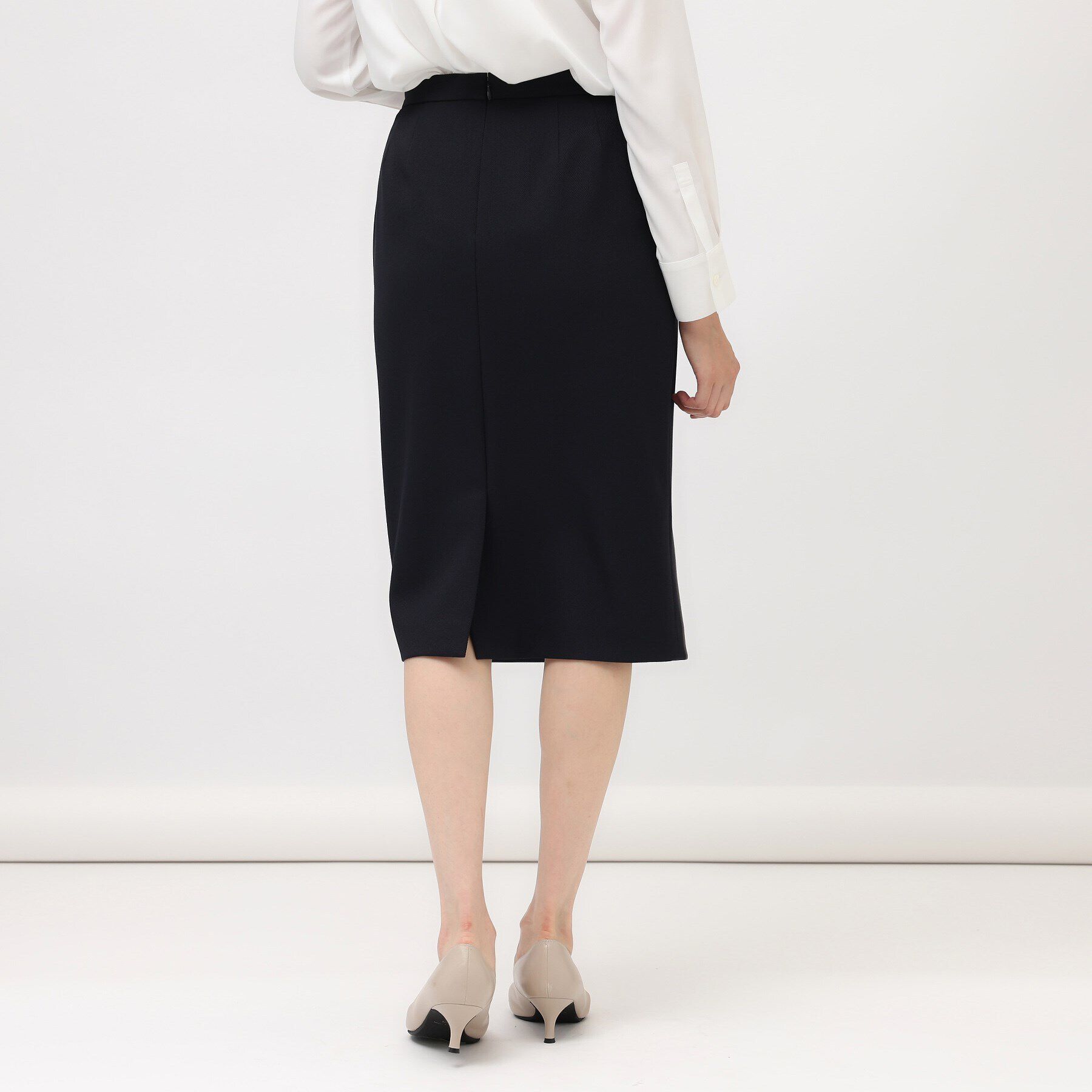 UNTITLED「【通勤スーツ/入卒/セレモニー】ウーステッドカルゼ タイトスカート」|スカート|