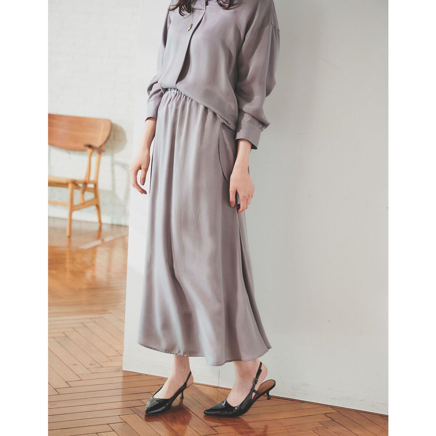 UNTITLED「【セットアップ可/ウエストゴム/パウダータッチ】シルキーキュプラ ロングスカート」|スカート|トープ(054)