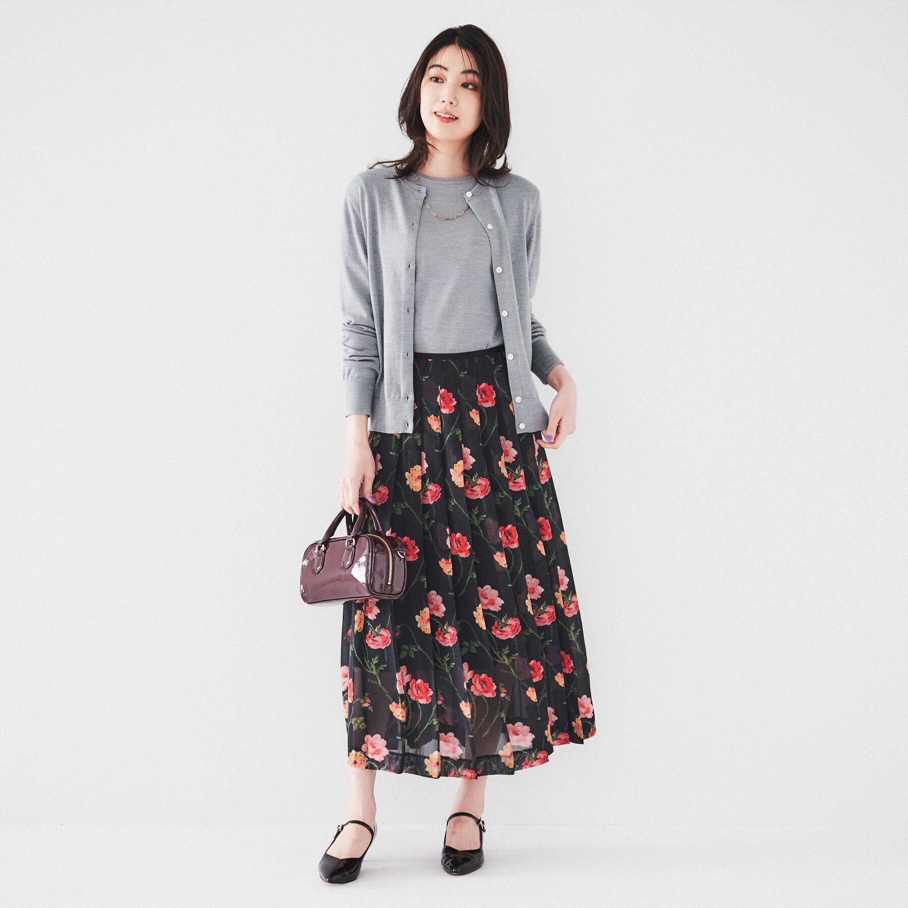 UNTITLED「ウール クルーネックニットカーディガン」|カーディガン|