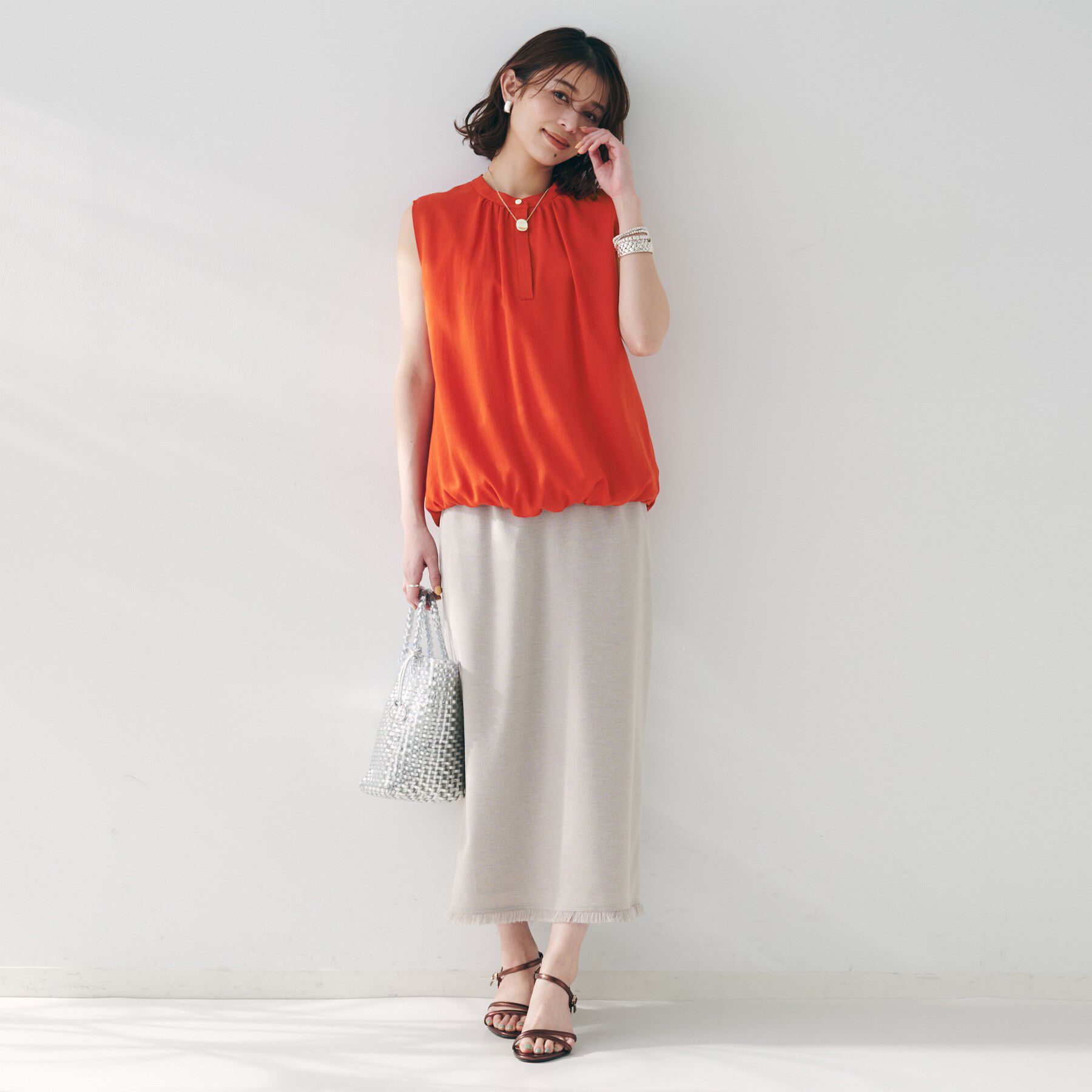 UNTITLED「【シアー/バンドカラー】バルーンヘムノースリーブブラウス」|シャツ・ブラウス|