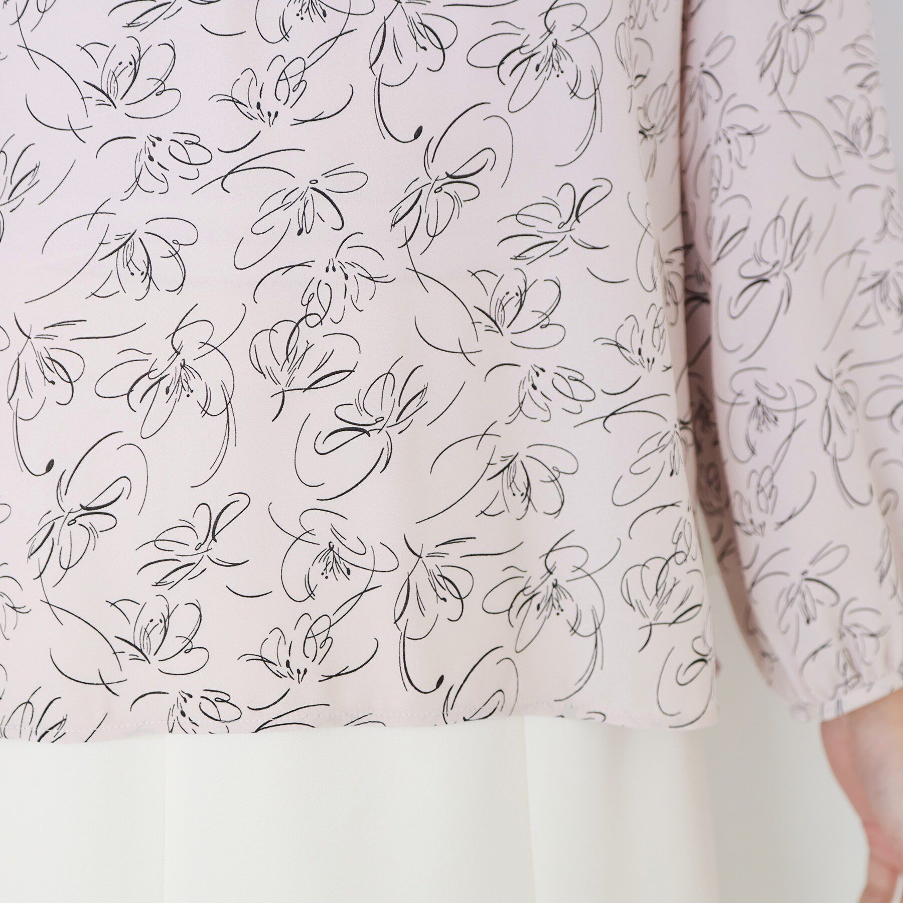 COUP DE CHANCE「【手洗い可／日本製】花柄モックネックブラウス」|シャツ・ブラウス|