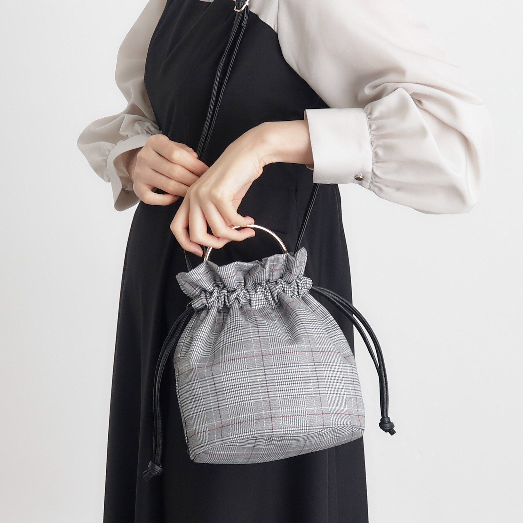 grove「【雑誌掲載】リングドロストショルダー」|ショルダー・メッセンジャー|チェックブラック(2
