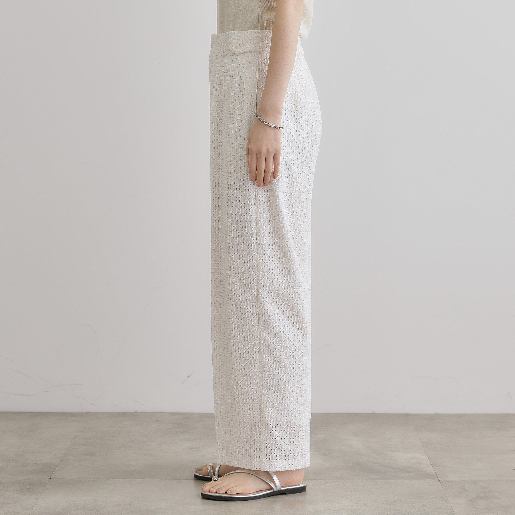 grove「【レースの透け感が軽やか】エンブロイダリーレースワイドパンツ」|その他|