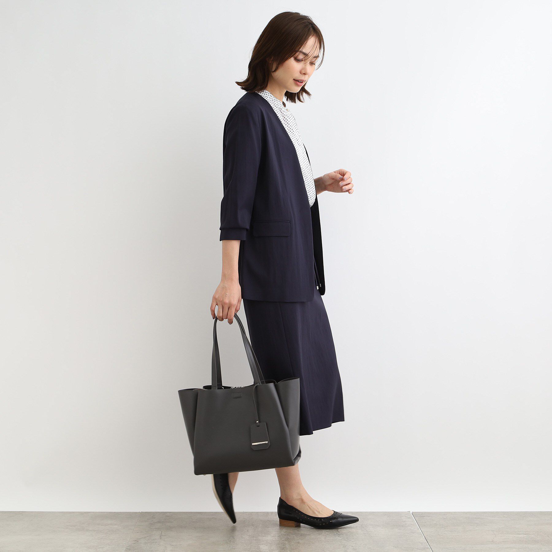 INDIVI「【セレモニー/入卒/A4収納可能】タックキャリアBAG」|トートバッグ|