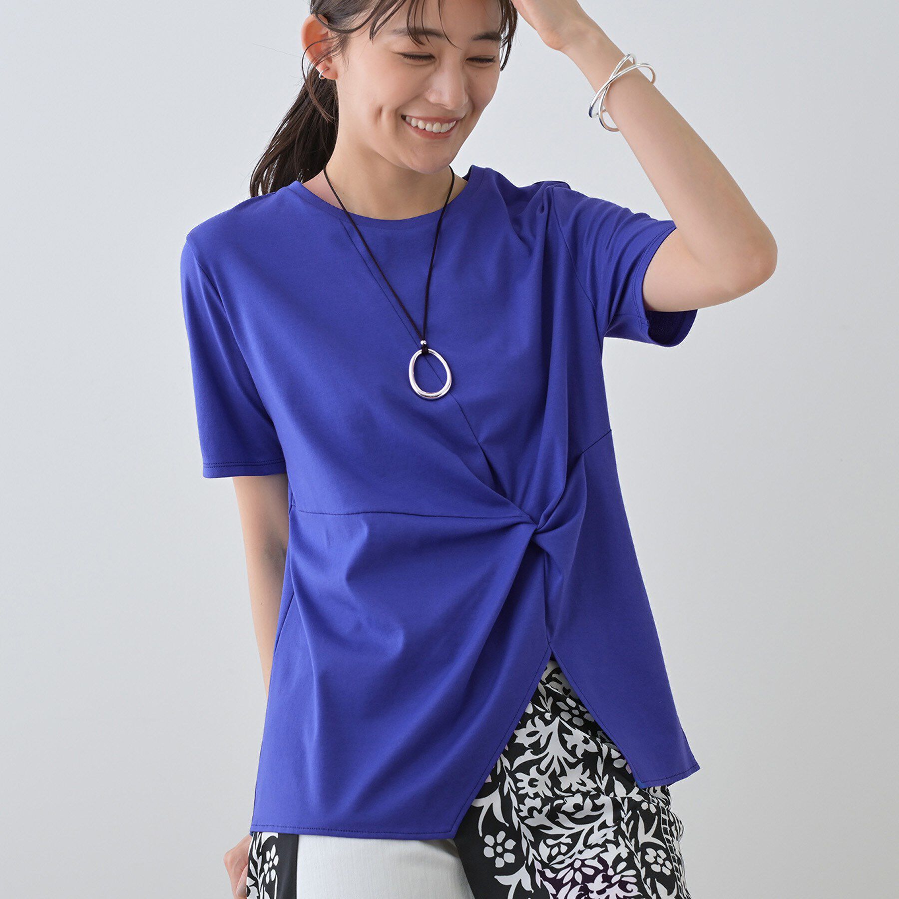 INDIVI「【洗える】ねじりデザインTシャツ」|Tシャツ・カットソー|ブルー(093)