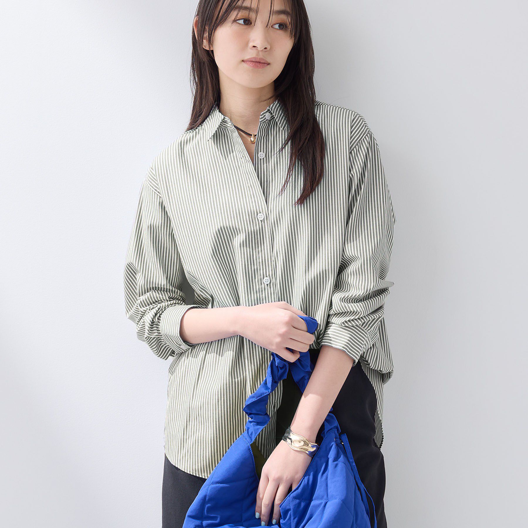 INDIVI「【羽織りとしても活躍】ベーシックレギュラーシャツ」|シャツ・ブラウス|グレー(312)