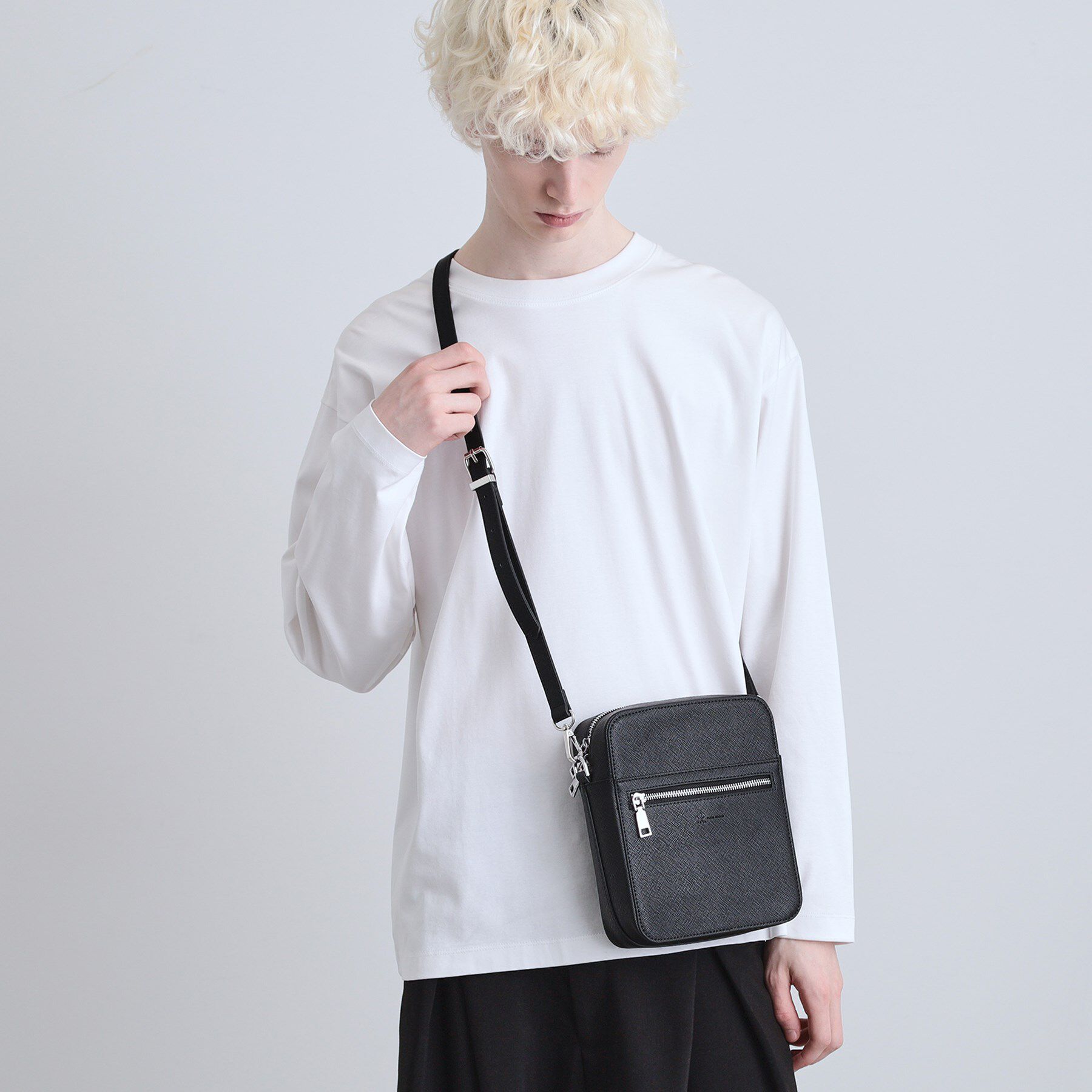 tk.TAKEO KIKUCHI「バイカラースクエアショルダーバッグ」|ショルダー・メッセンジャー|