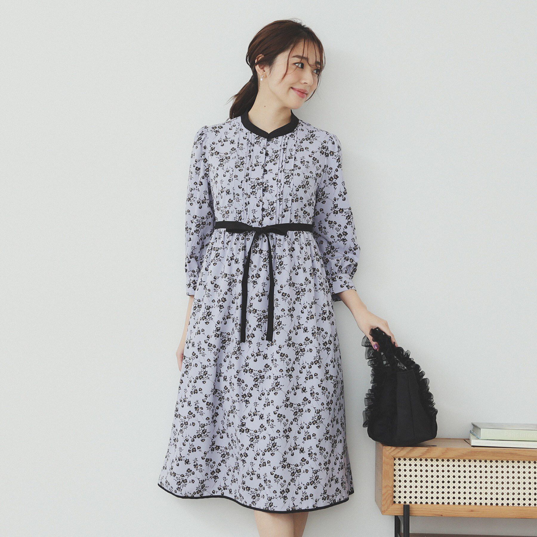 index「ミニフラワープリント バイカラーワンピース【洗濯機洗い可/イージーアイロン/防シワ】」|ワンピース|