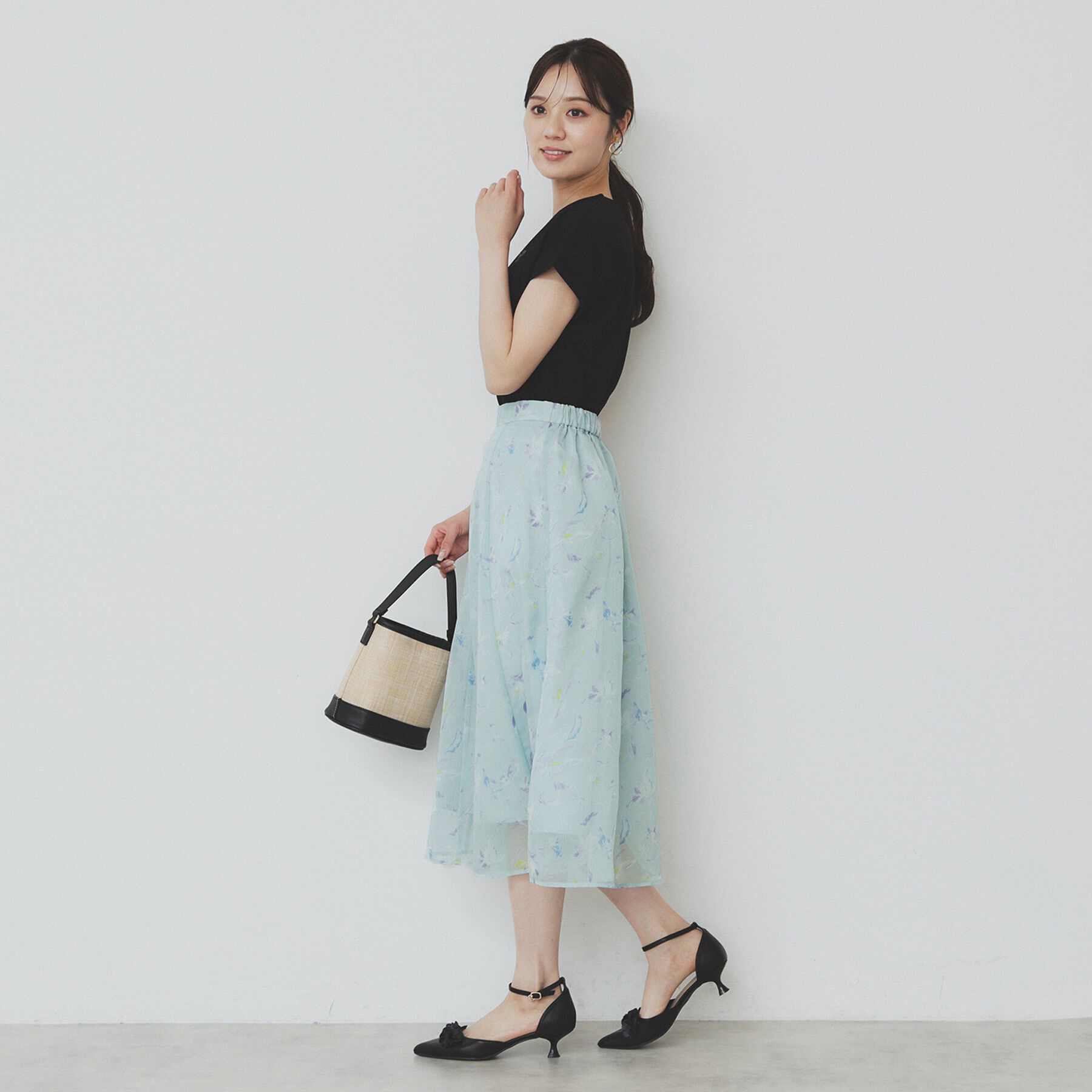 index「シアーフラワーフレアスカート【洗濯機洗い可】」|スカート|