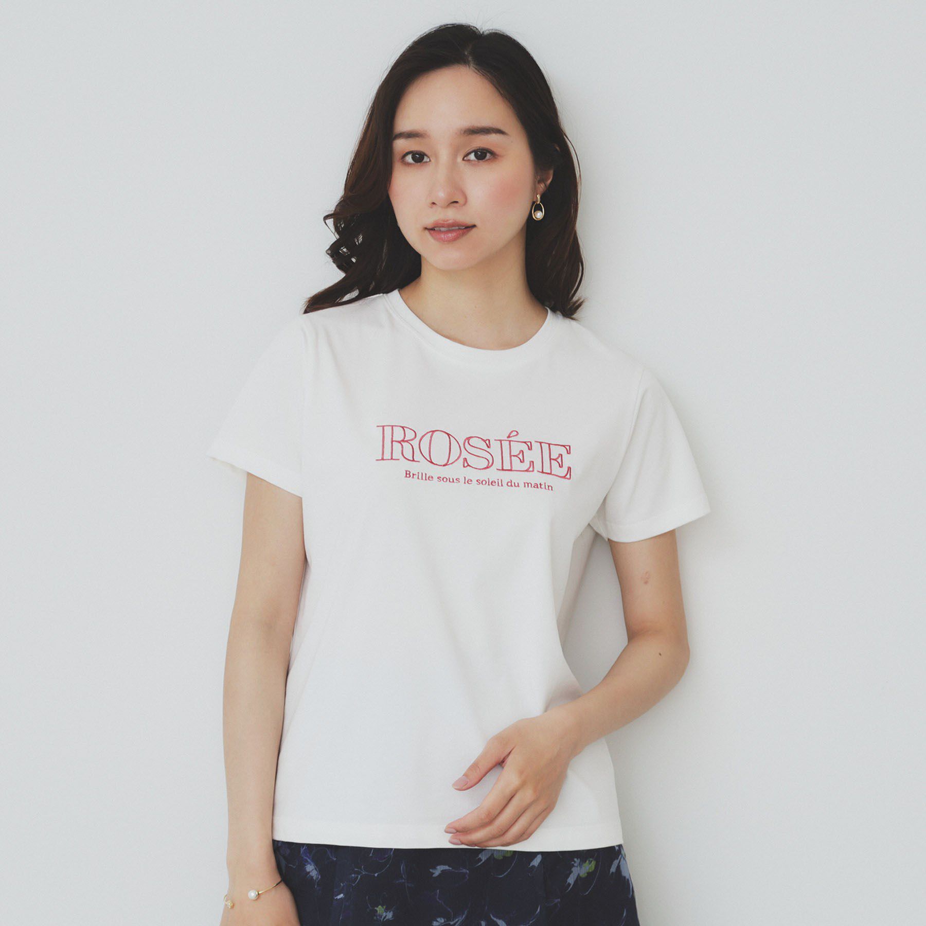 index「フロントロゴ刺繍Tシャツ【UVケア/洗濯機洗い可/接触冷感】」|Tシャツ・カットソー|