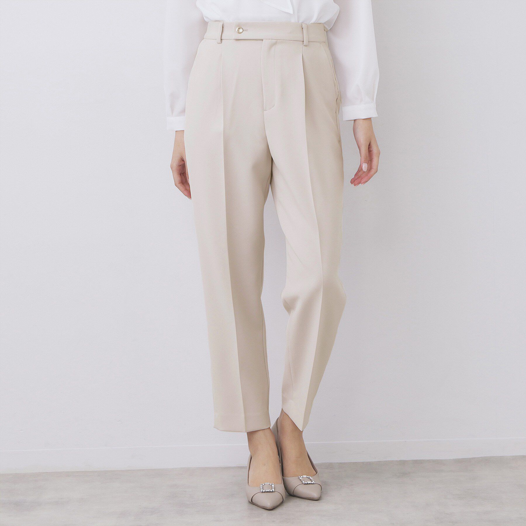 index「ストレッチテーパードパンツ/セットアップ対応【洗濯機OK/防シワ/イージーアイロン】」|その他|グレージュ(050)