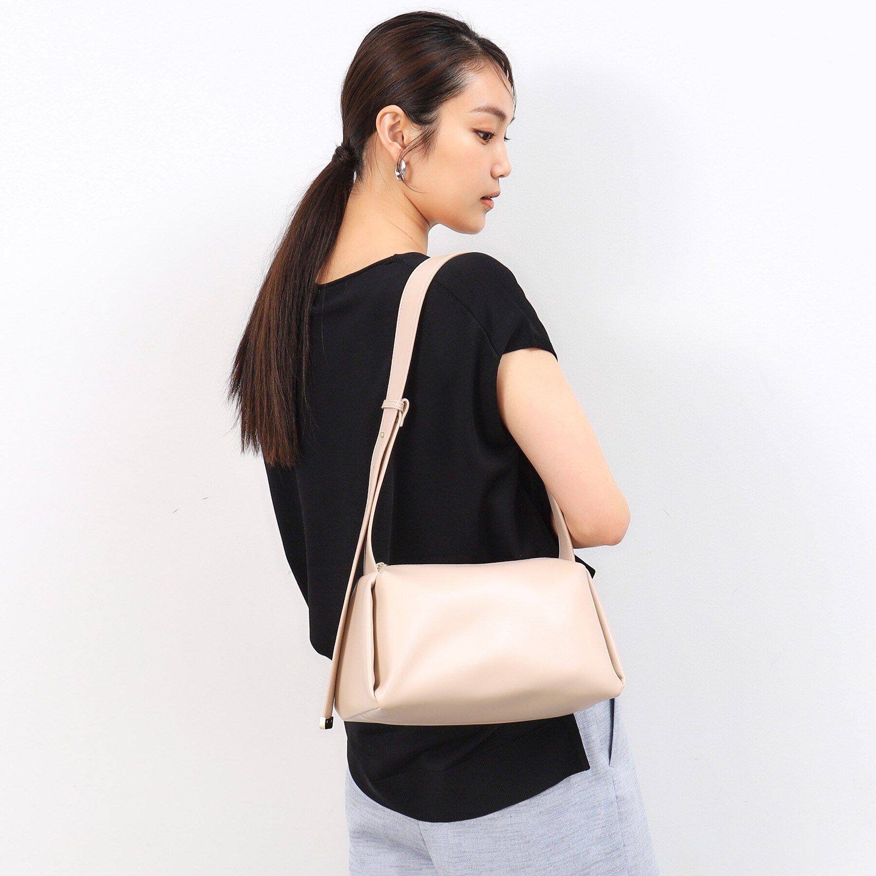 OPAQUE.CLIP「【軽量／2WAY】ワイドワンショルダーバッグ」|ショルダー・メッセンジャー|