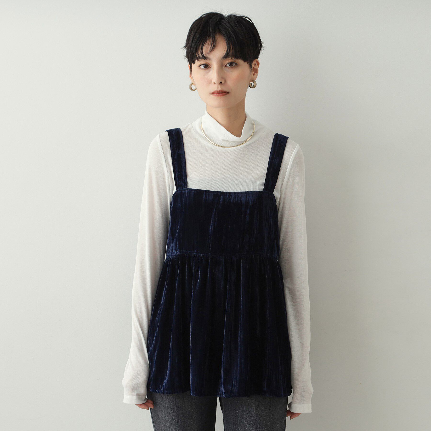 OPAQUE.CLIP「《美人百花掲載》クラッシュベロアキャミブラウス【洗濯機洗い可】」|シャツ・ブラウス|