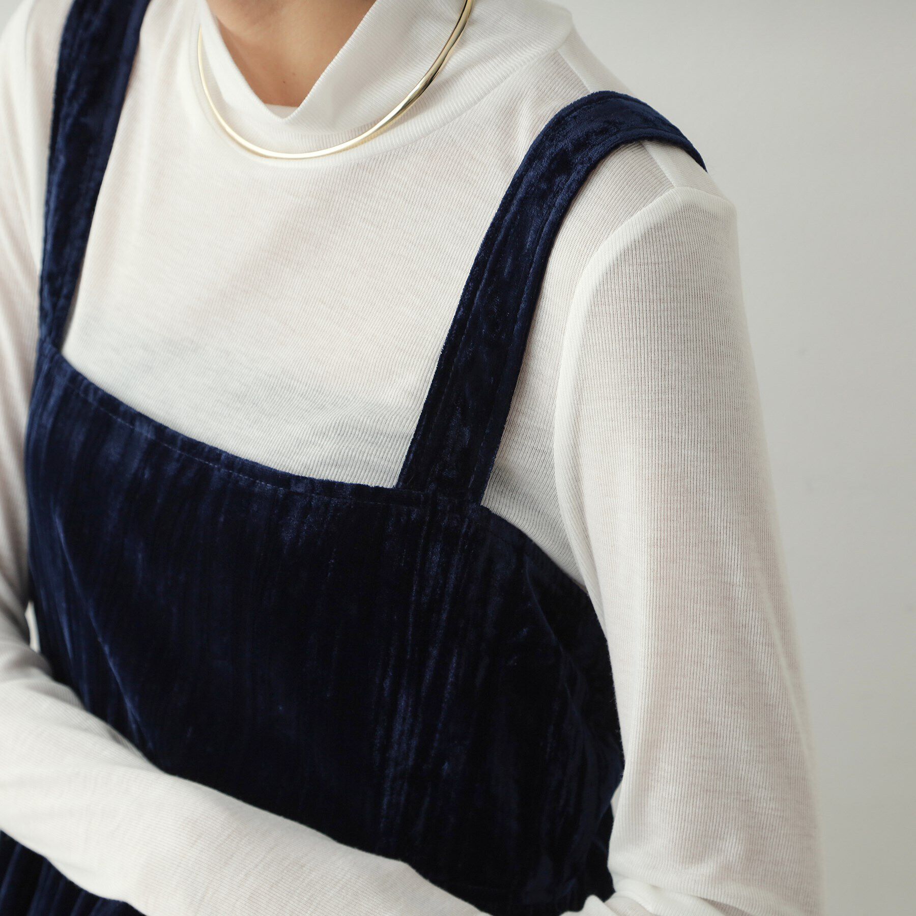 OPAQUE.CLIP「《美人百花掲載》クラッシュベロアキャミブラウス【洗濯機洗い可】」|シャツ・ブラウス|