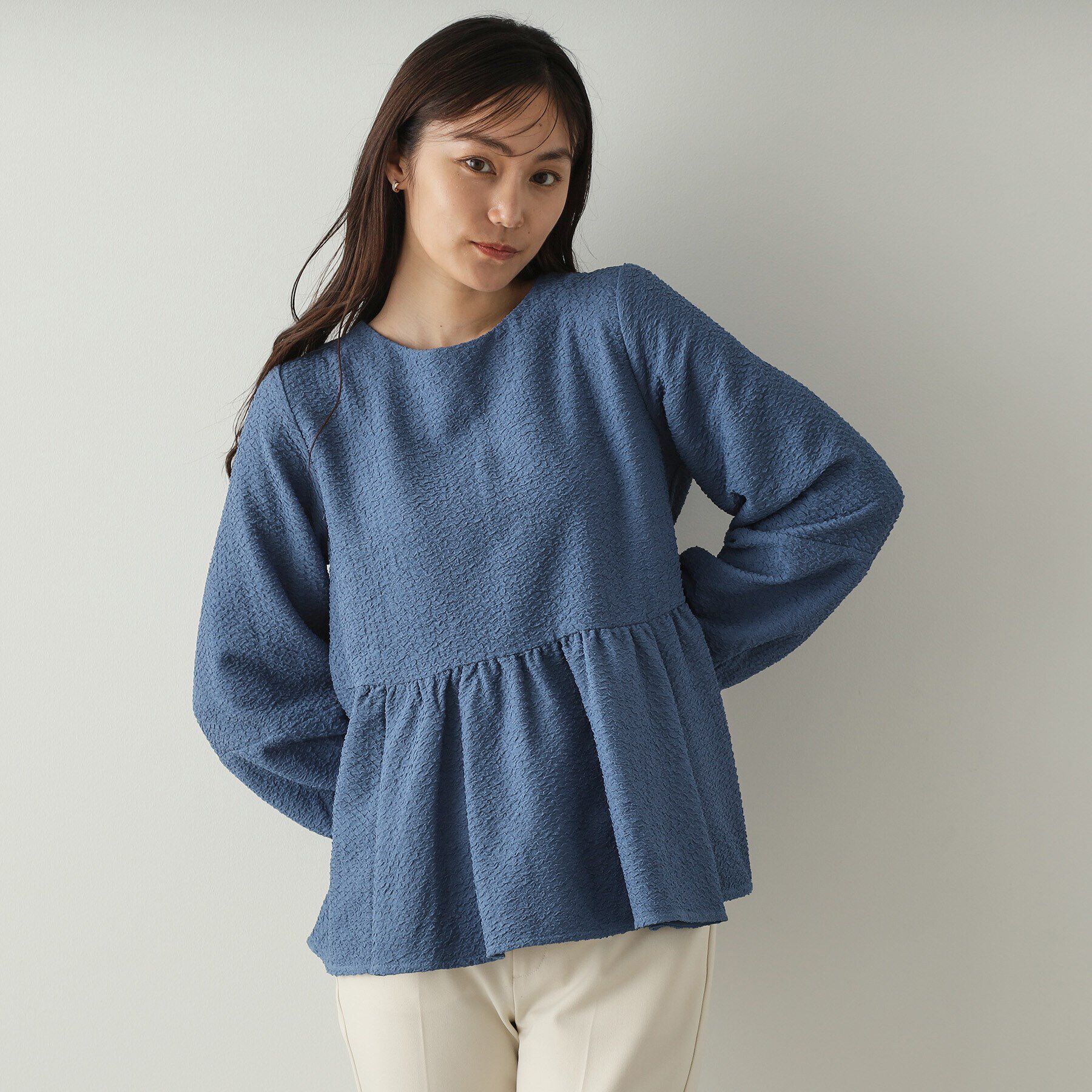 OPAQUE.CLIP「ふくれジャカードペプラムブラウス【洗濯機洗い可】」|シャツ・ブラウス|ブルー(092)