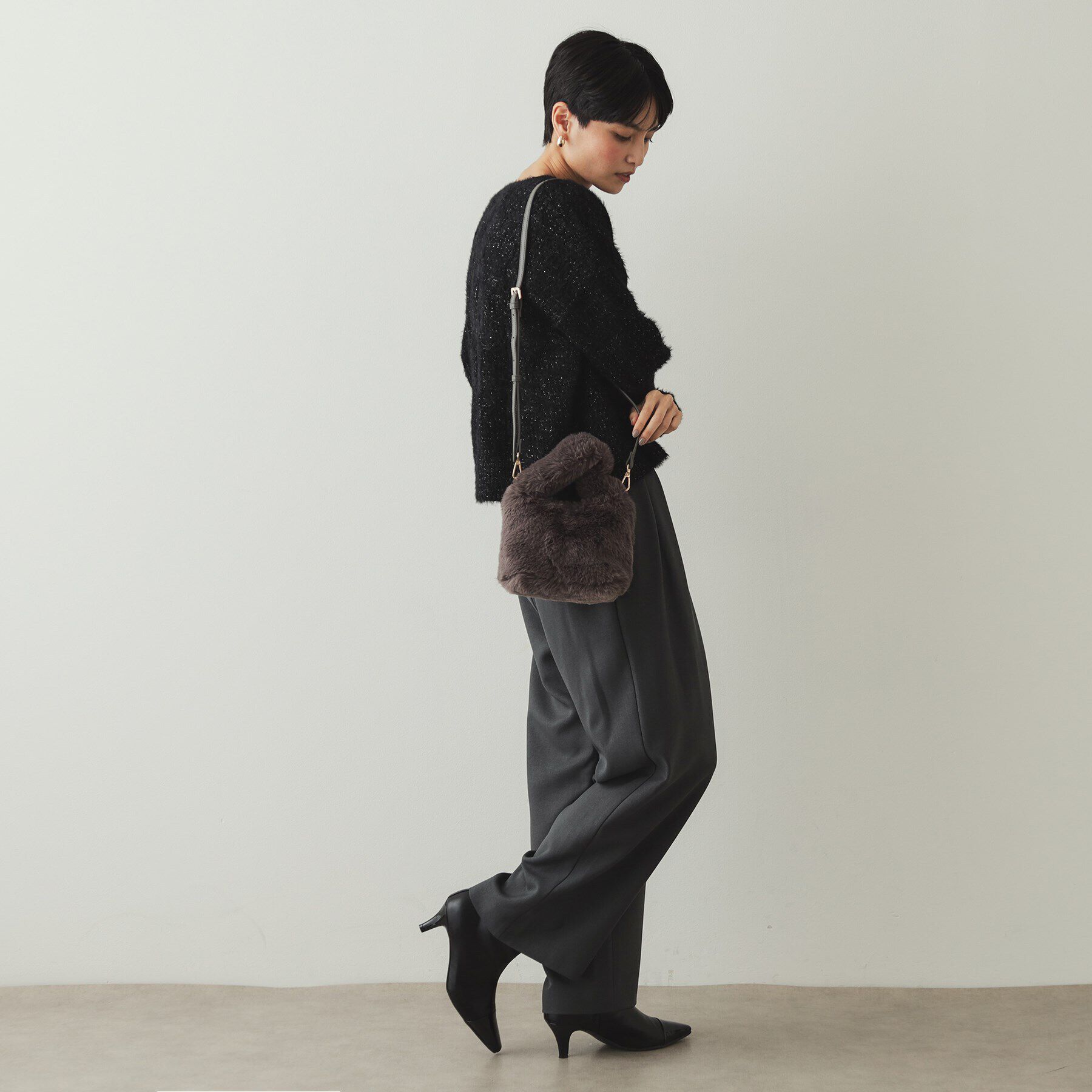 OPAQUE.CLIP「【2WAY】フェイクファーショルダーバッグ」|ショルダー・メッセンジャー|