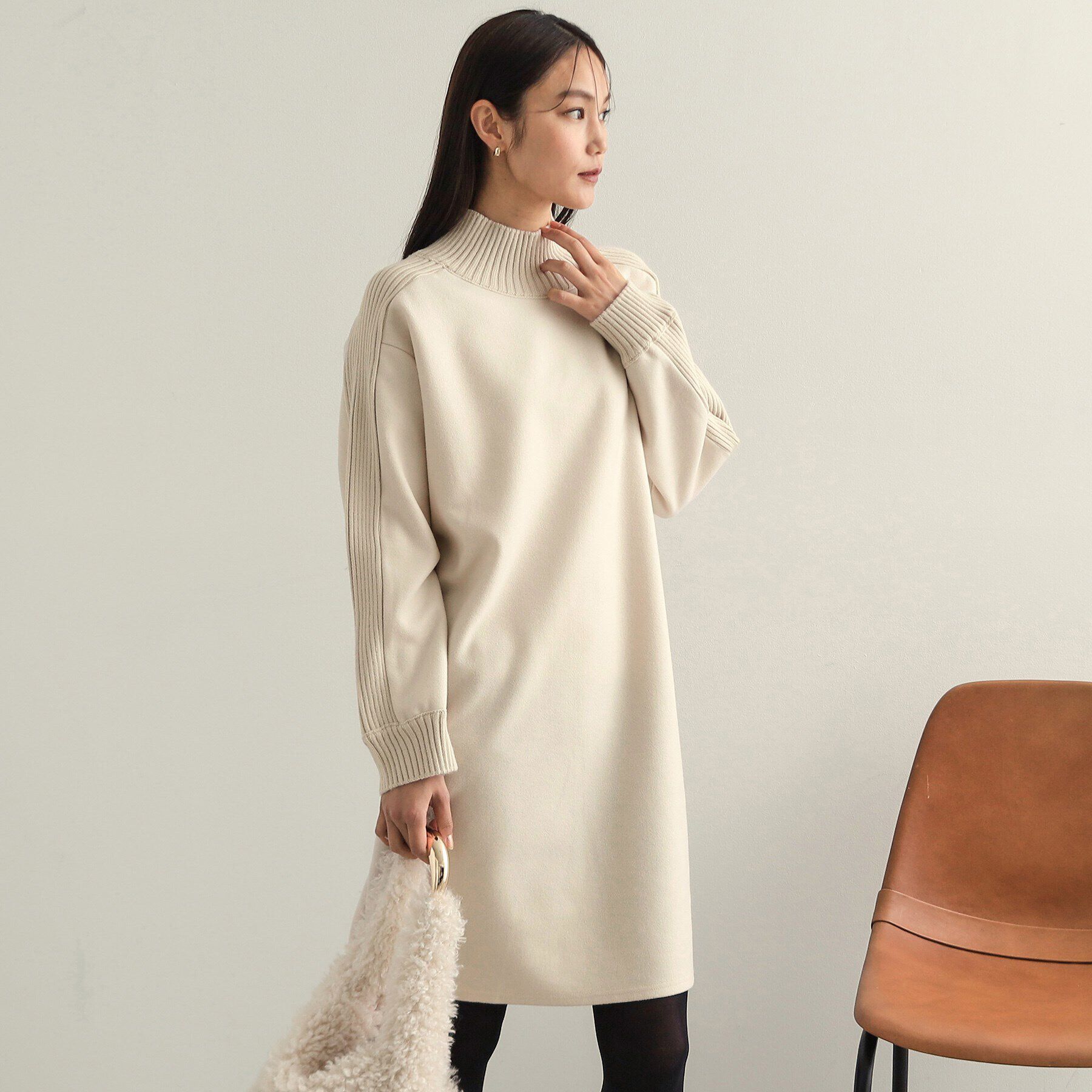 OPAQUE.CLIP「ウールライクメルトンミディワンピース【洗濯機洗い可】」|ワンピース|ライトベージュ(85