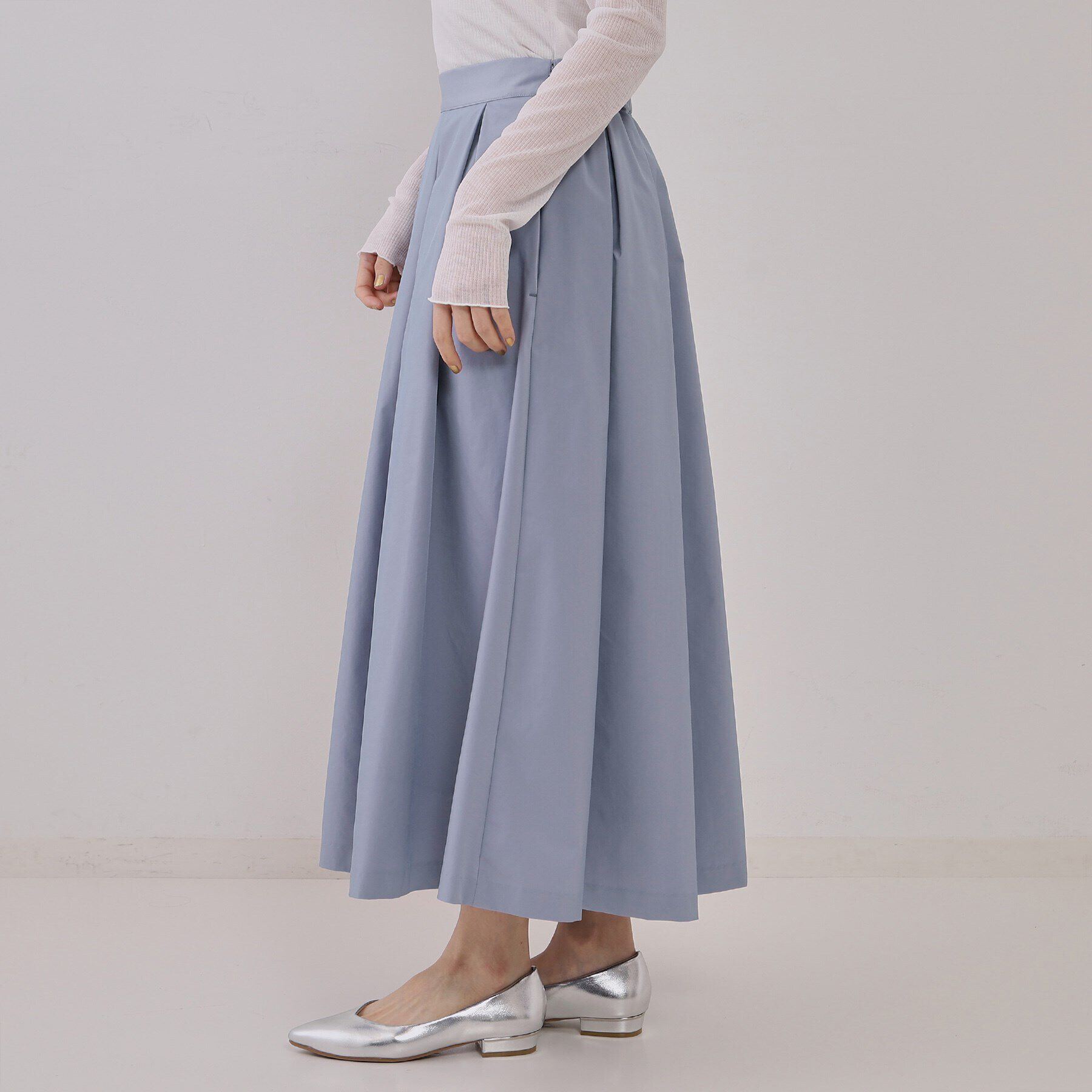 OPAQUE.CLIP「シャンブレータックフレアスカート【洗濯機洗い可】」|スカート|