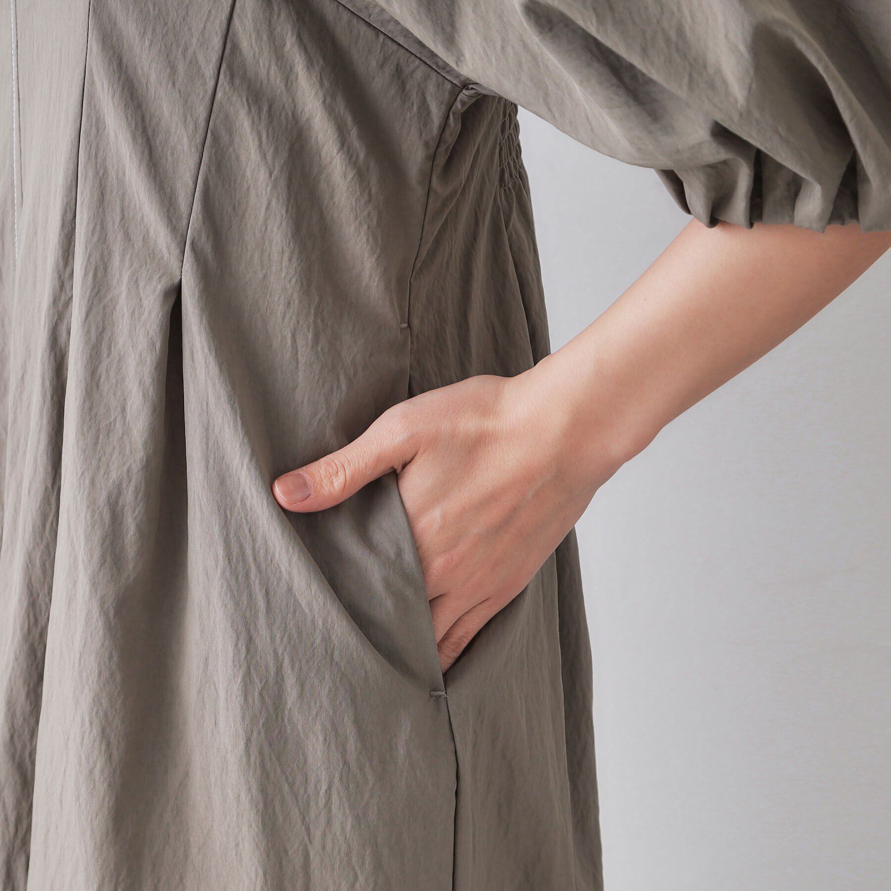 OPAQUE.CLIP「配色ボリュームタックスリーブワンピース【洗濯機洗い可】」|ワンピース|