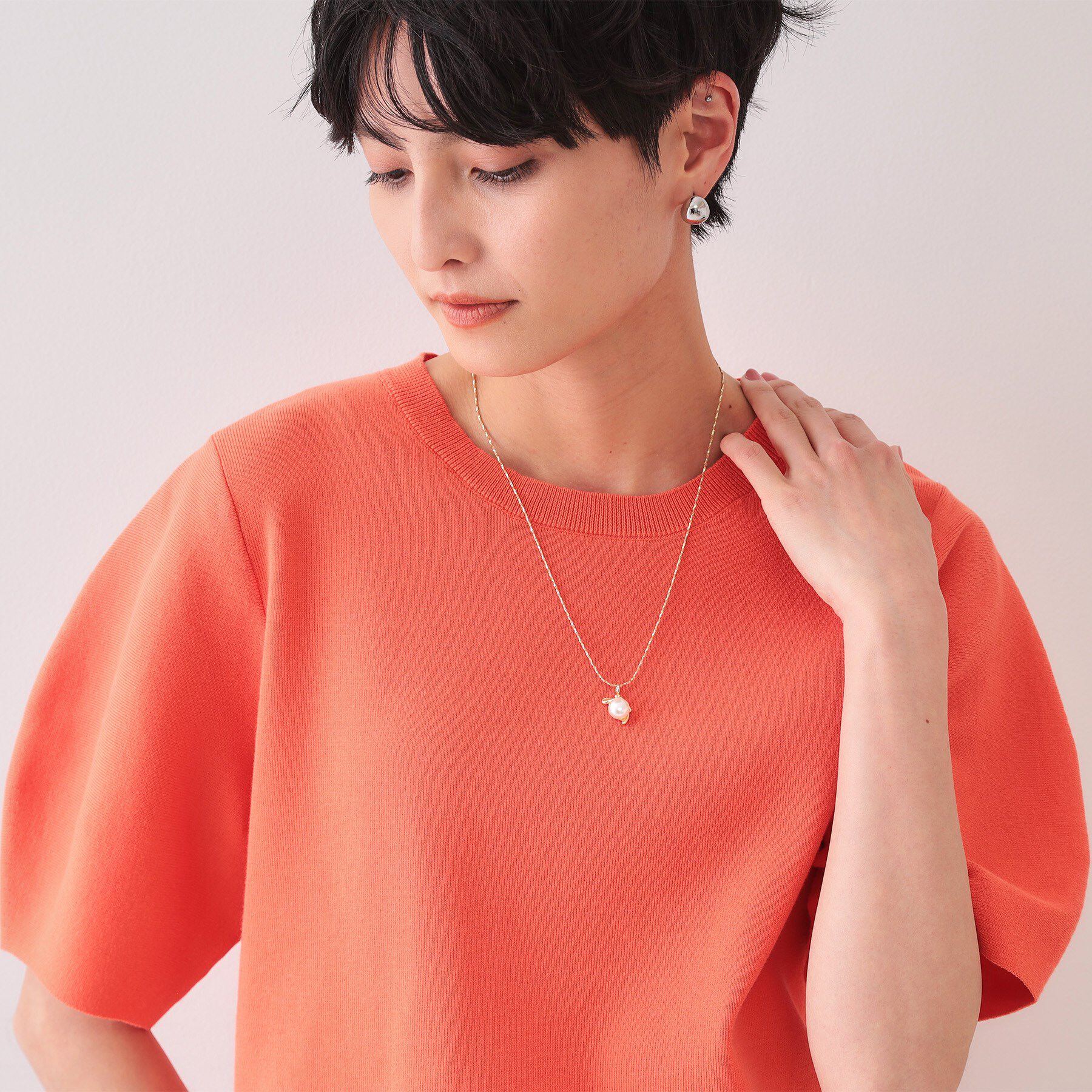 OPAQUE.CLIP「フェイクパール&times;変形リボン風メタルネックレス」|ネックレス|