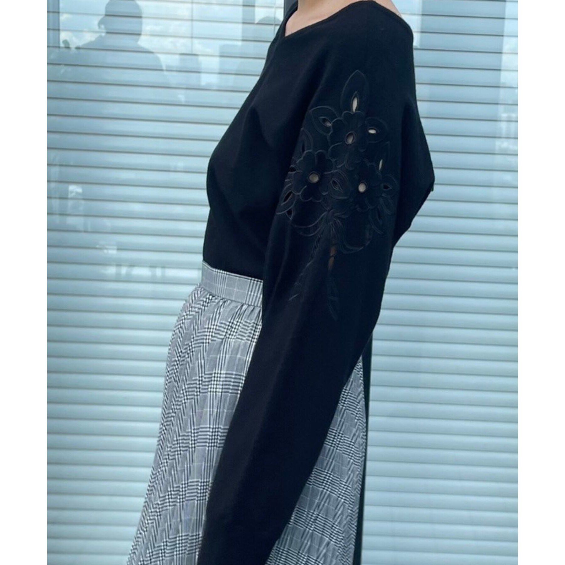 Couture broach「【上品さを添えた刺繍ニット】エンブロドルマンニット」|ニット・セーター|