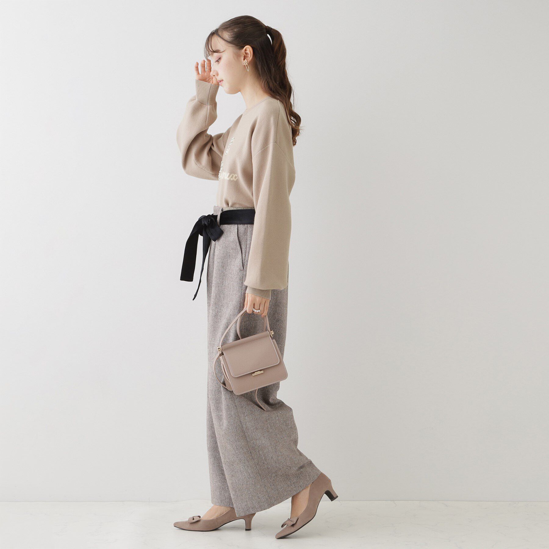 Couture broach「【目を惹くきらめきニット】ビジューロゴニット」|ニット・セーター|