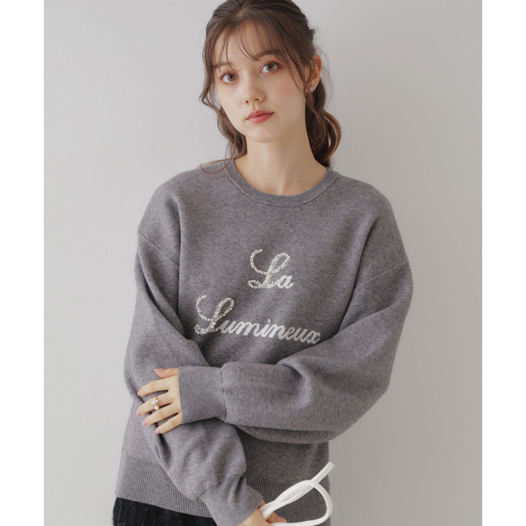 Couture broach「【目を惹くきらめきニット】ビジューロゴニット」|ニット・セーター|