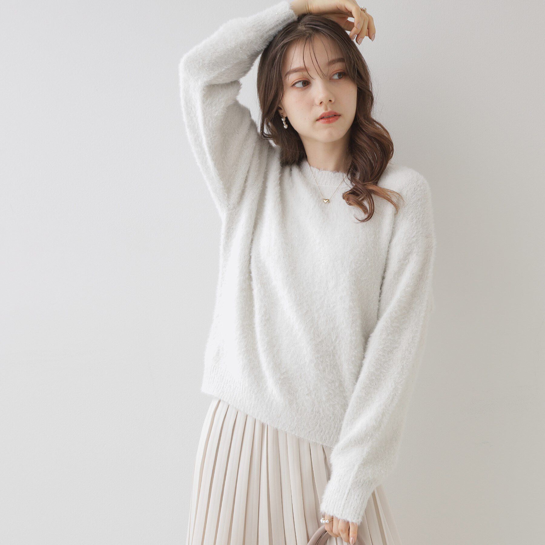 Couture broach「【きらきら感でオトナ可愛い】スパンコールフェザー前後2WAYニット」|ニット・セーター|