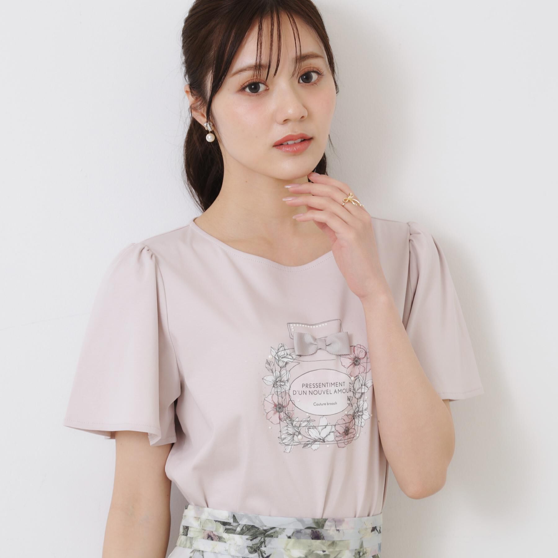 Couture broach「【接触冷感・UVカット】パフュームプリントTシャツ」|Tシャツ・カットソー|