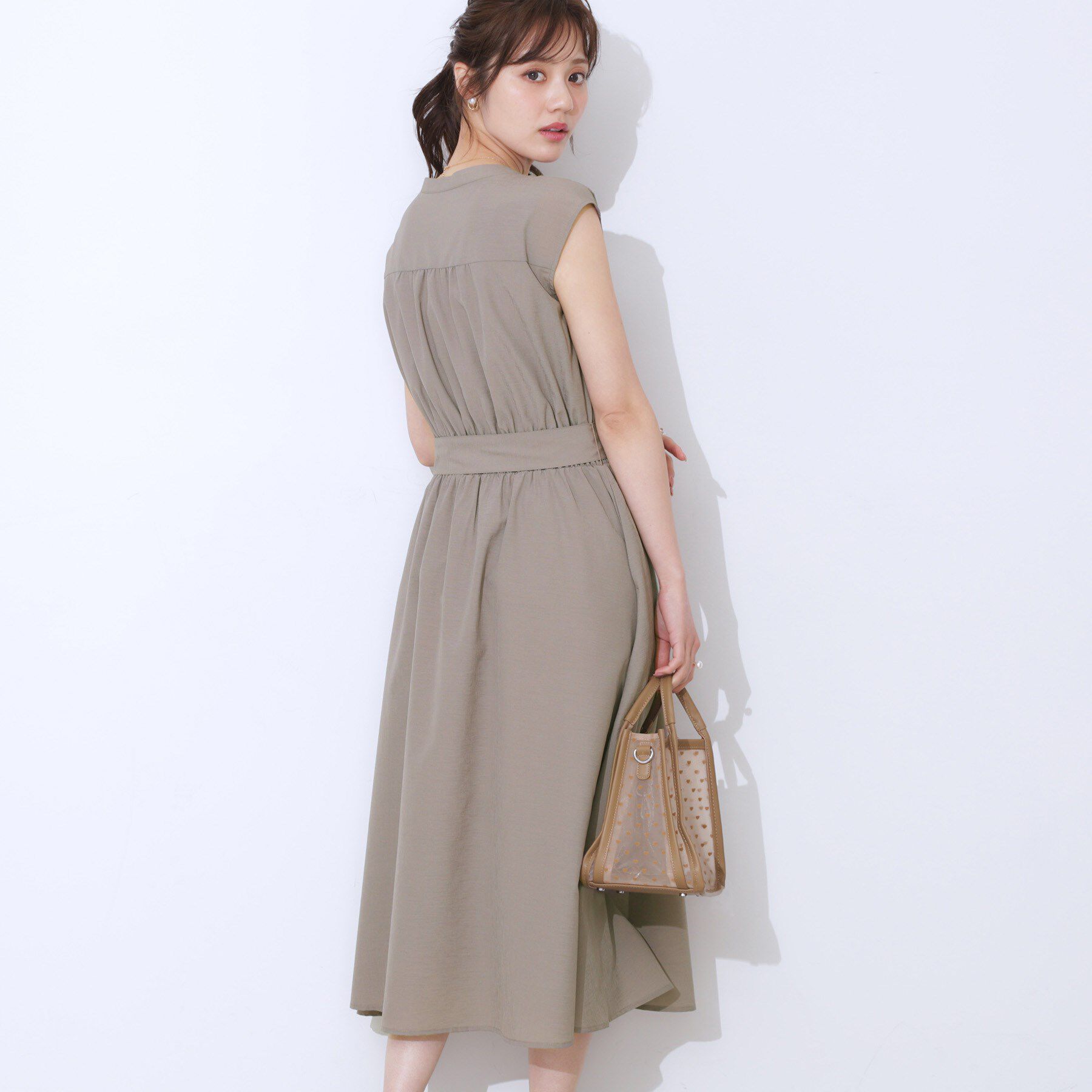 Couture broach「【ドライタッチ・しわになりにくい・通勤】麻調シャツワンピース」|ワンピース|