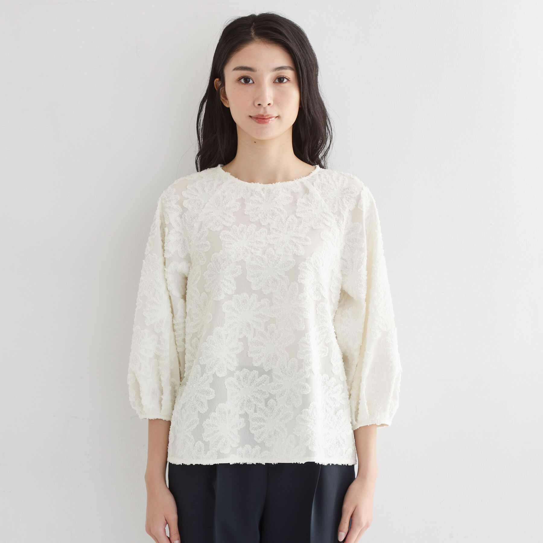 THE SHOP TK「【フォーマルにもカジュアルにも】花柄ジャカードブラウス」|シャツ・ブラウス|