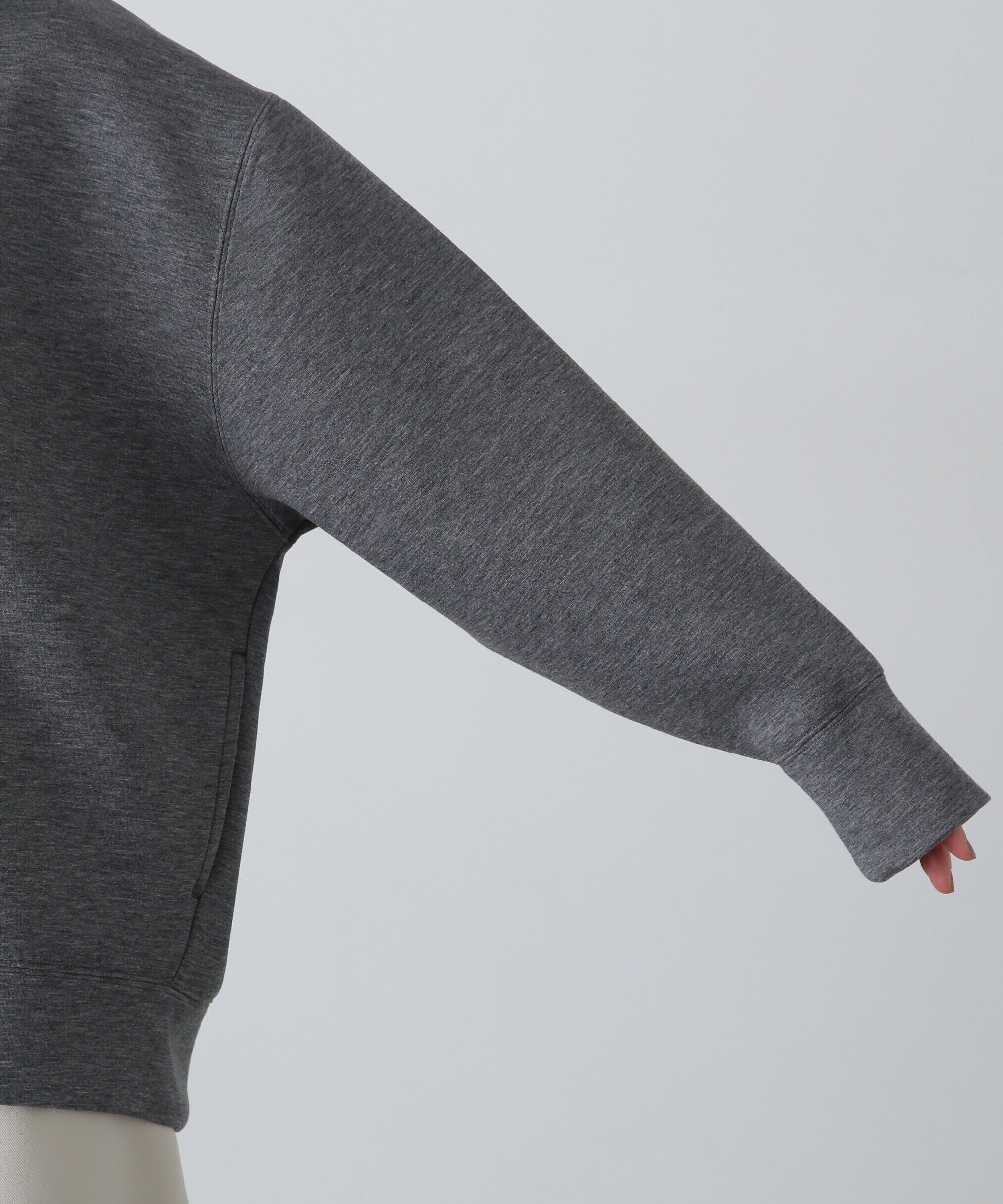  「ダンボールフォルムジップフーディー」|Tシャツ・カットソー|